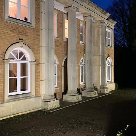 Old Park Villa Telford Exterior photo