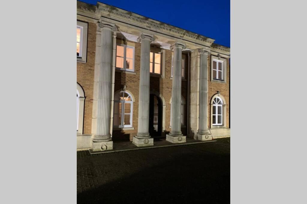 Old Park Villa Telford Exterior photo
